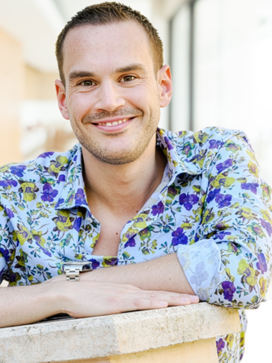 Sprecher Andreas Brenner – über 30 Jahre Erfahrung, Stimme für Amazon, Google, BBC