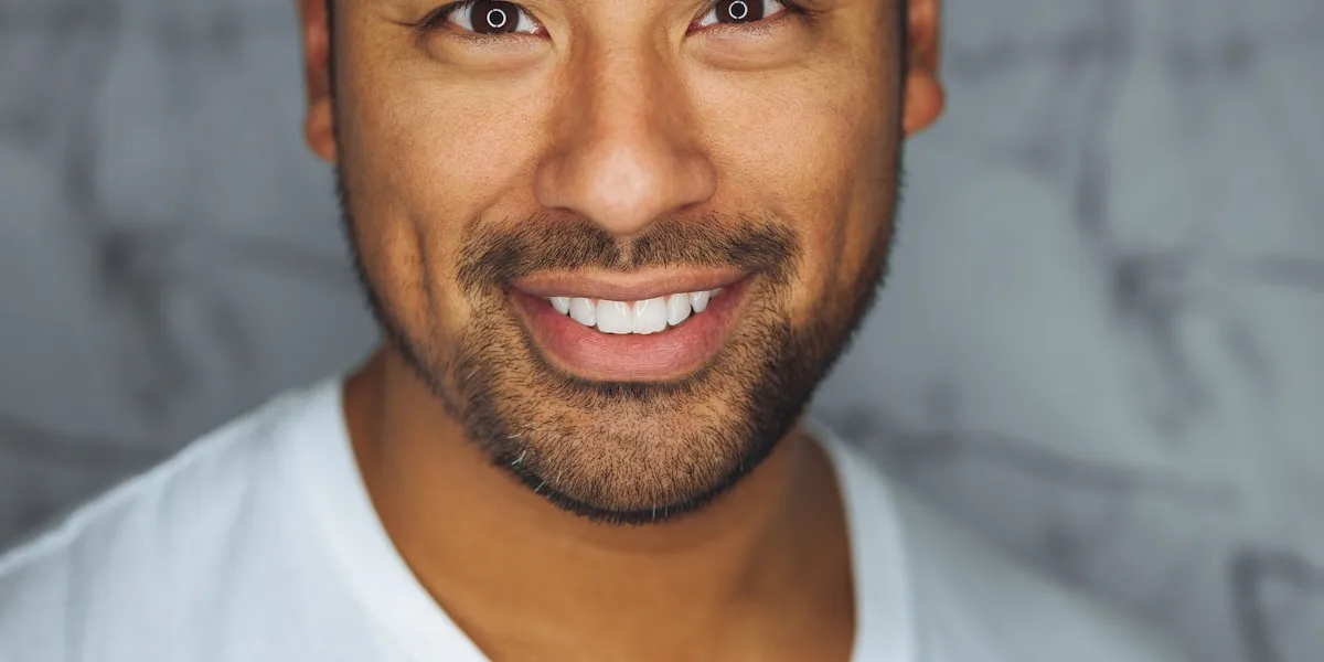 Die richtige Stimme für Ihre Telefonansage: Ein Entscheidungsrahmen